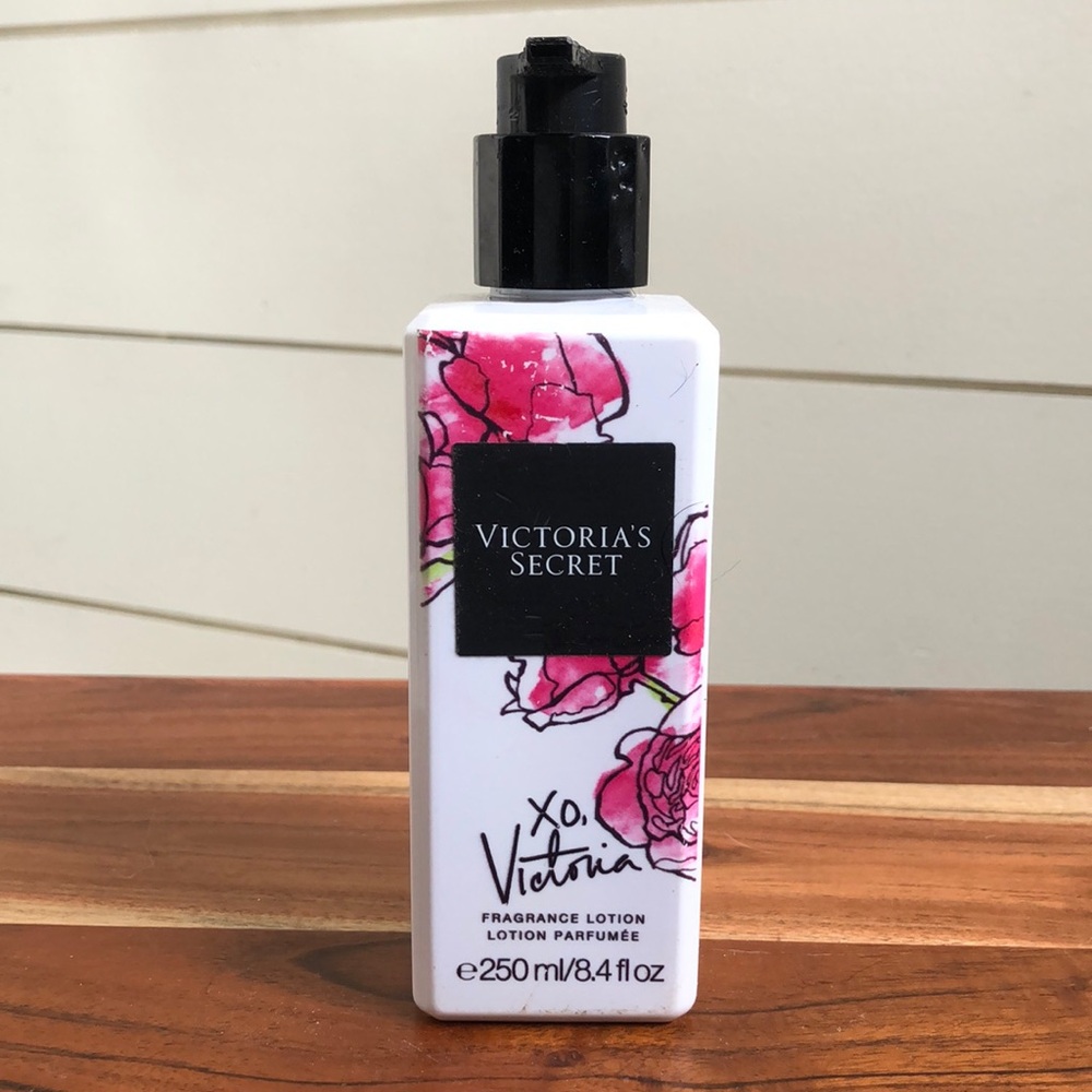 XO Victoria lotion